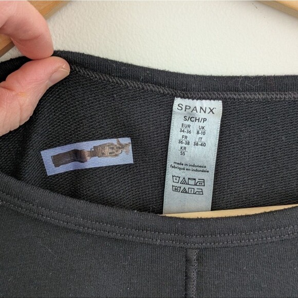 Spanx Perfect Length Dolman Sleeve Top Sweater S Small black - Picture 9 of 10